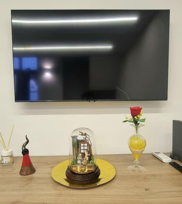 Casa Comoda E Centrale In Quartiere Storico Di Napoli Ngoại thất bức ảnh