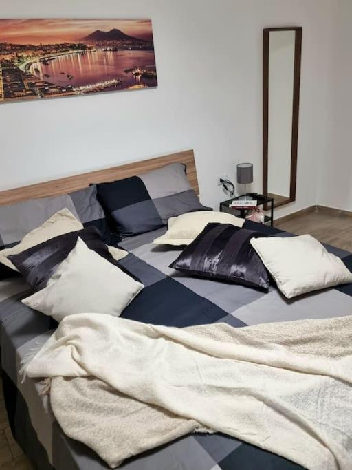 Casa Comoda E Centrale In Quartiere Storico Di Napoli Ngoại thất bức ảnh