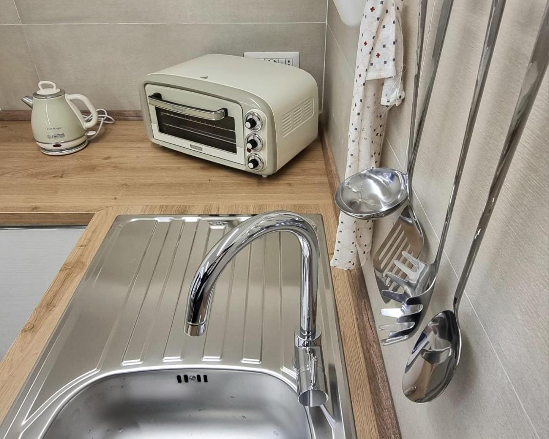 Casa Comoda E Centrale In Quartiere Storico Di Napoli Ngoại thất bức ảnh